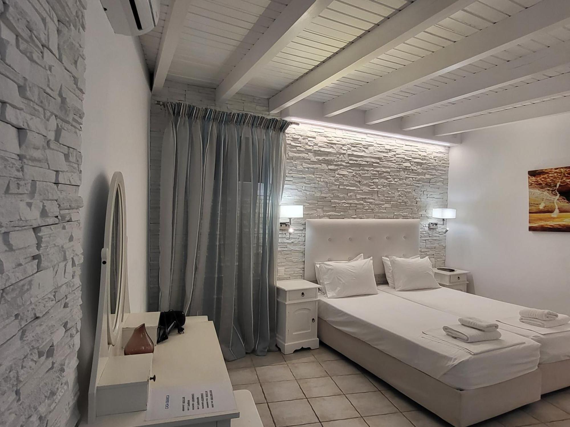 Casa Bianca Hotel Ornos  Eksteriør billede